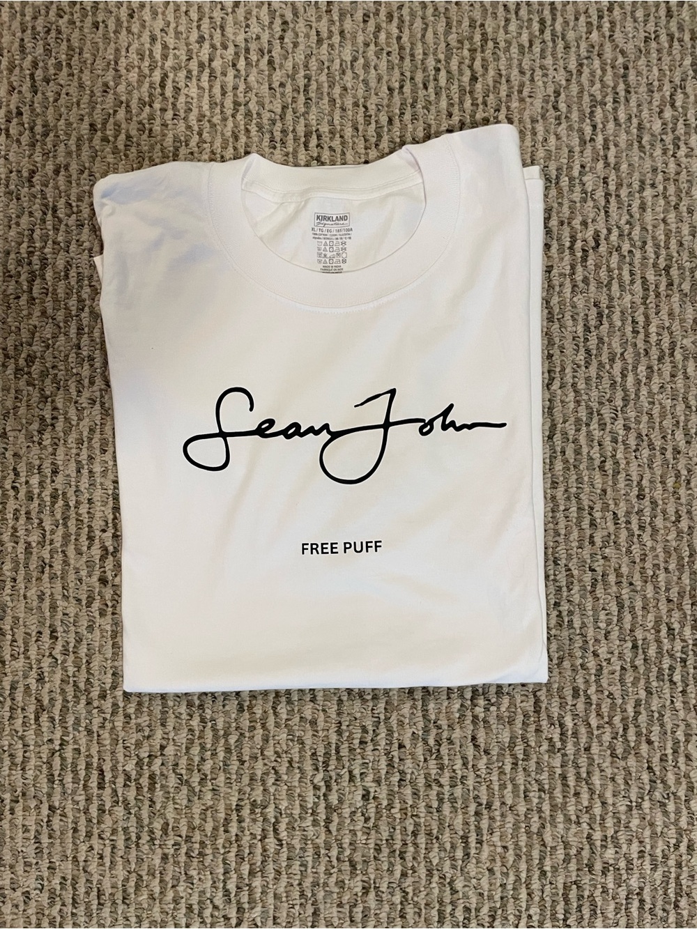 Sean John free puffy White Graphic Tee 100%cotton- Men's Casual Shirt xl